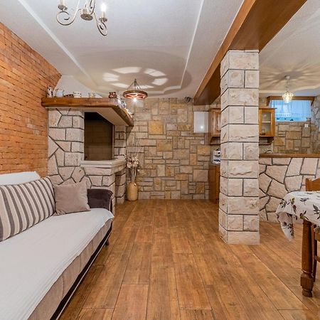 Orlec Apartment Jurasic מראה חיצוני תמונה