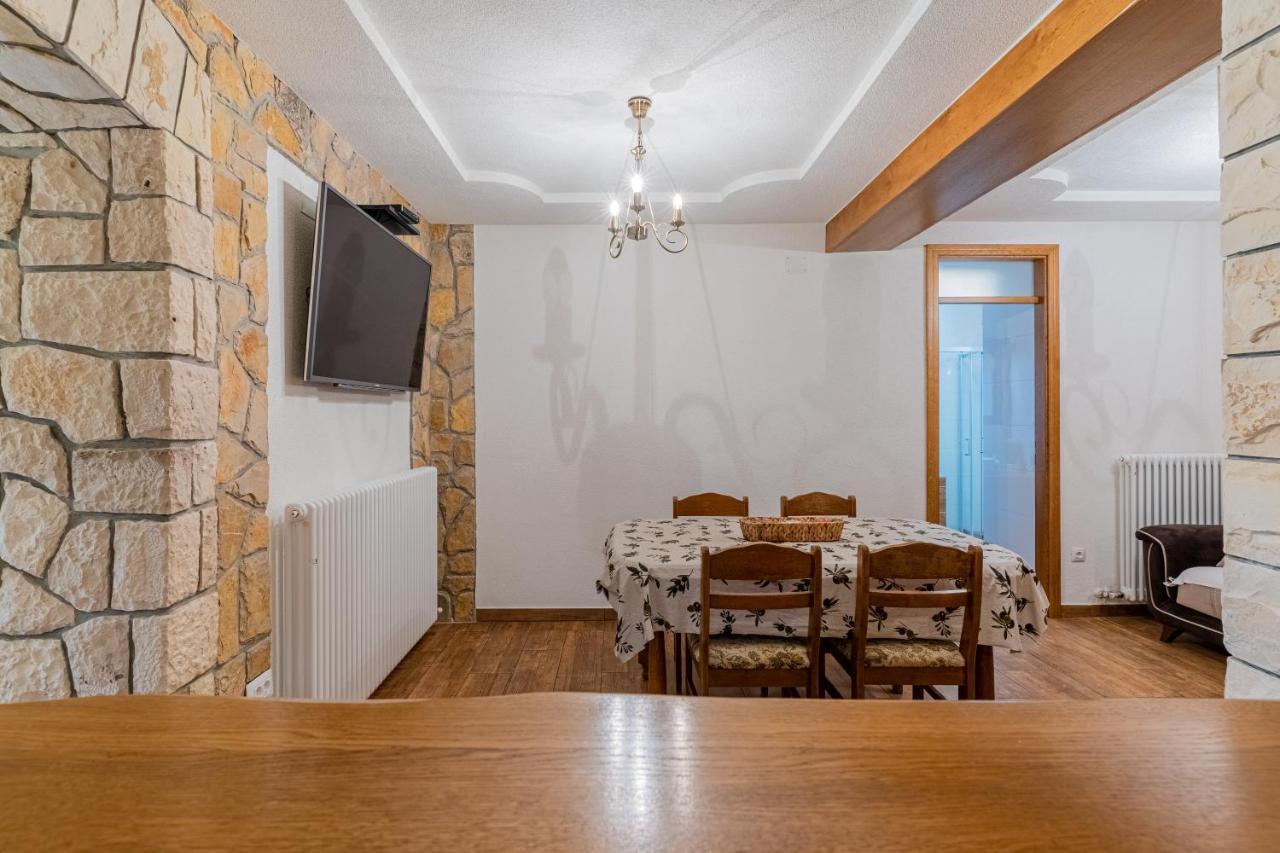 Orlec Apartment Jurasic מראה חיצוני תמונה