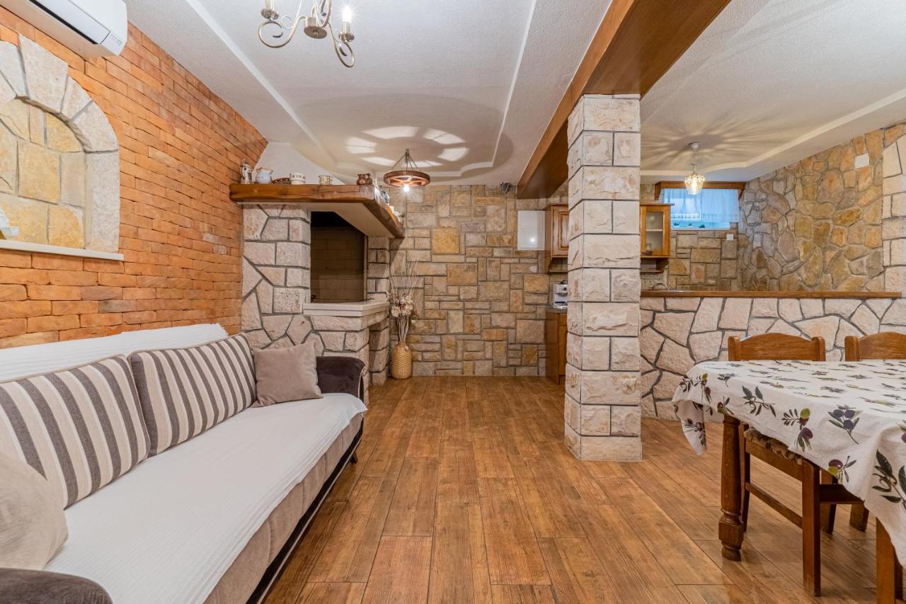 Orlec Apartment Jurasic מראה חיצוני תמונה