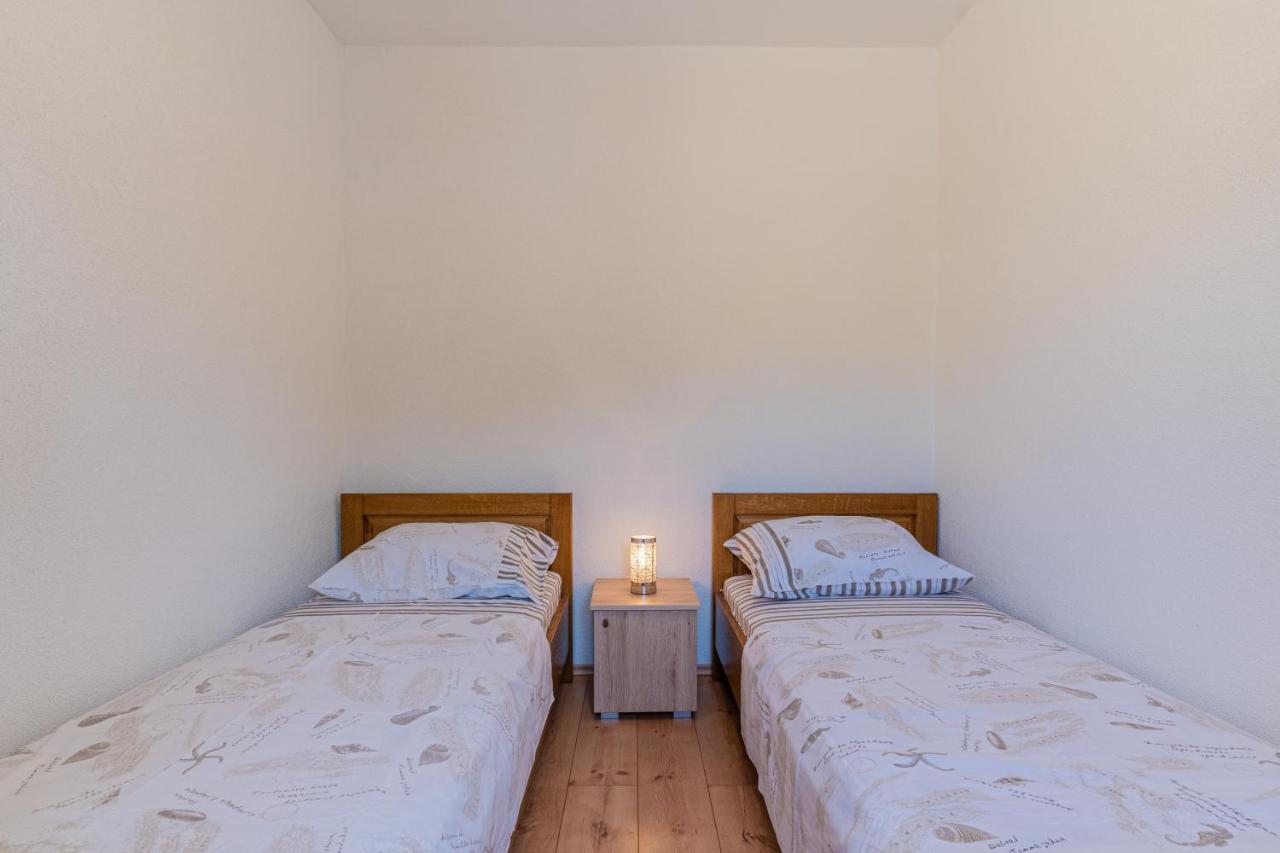 Orlec Apartment Jurasic מראה חיצוני תמונה