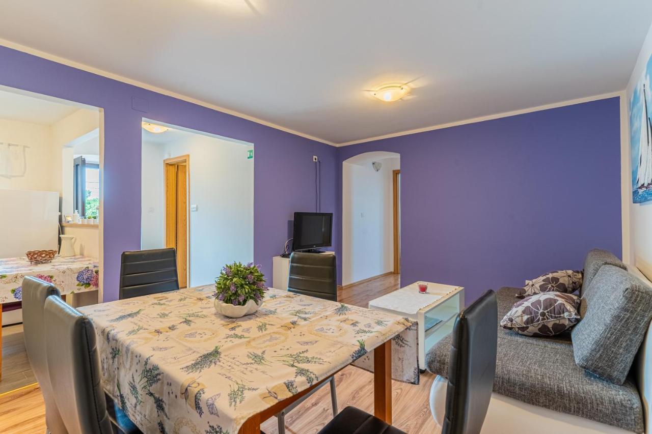 Orlec Apartment Jurasic מראה חיצוני תמונה