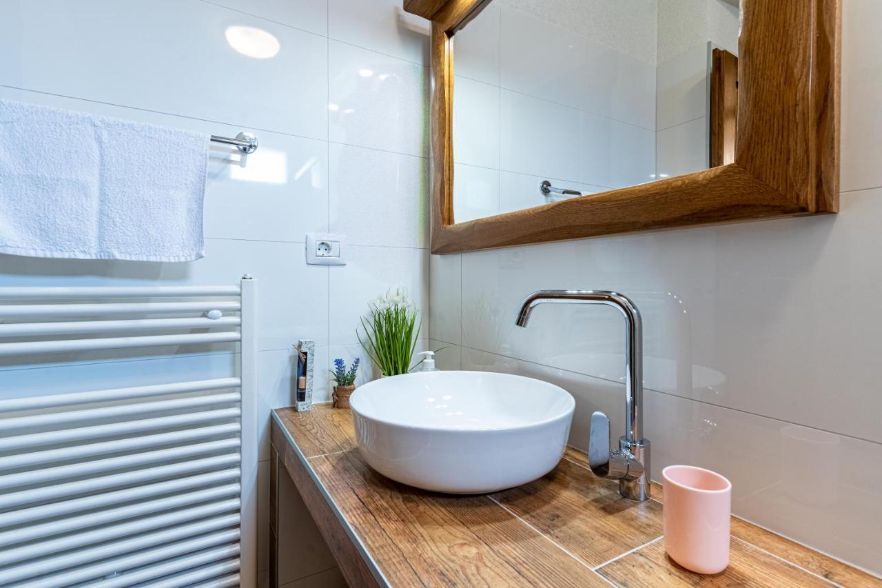 Orlec Apartment Jurasic מראה חיצוני תמונה